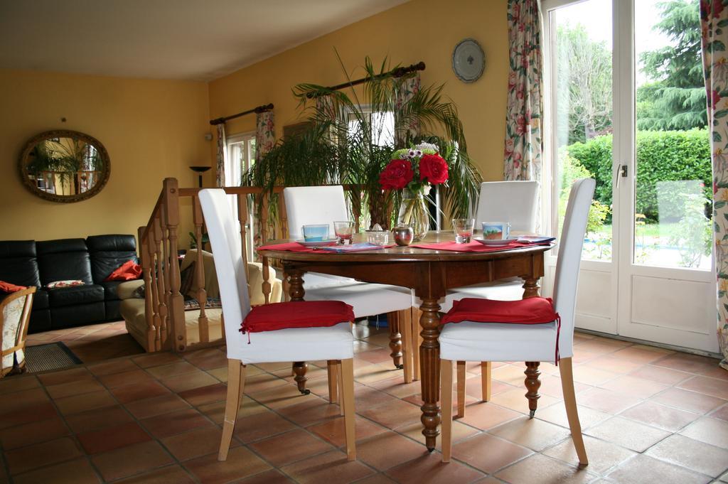 Chambres d'hotes Les Hibiscus Maisons-Laffitte Extérieur photo
