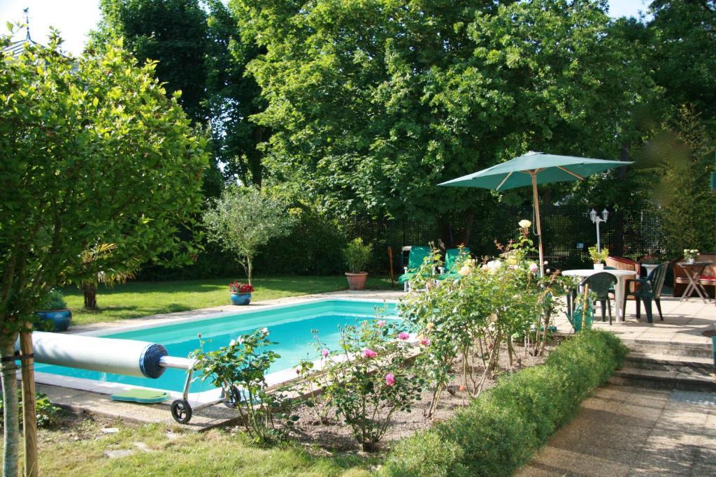 Chambres d'hotes Les Hibiscus Maisons-Laffitte Extérieur photo